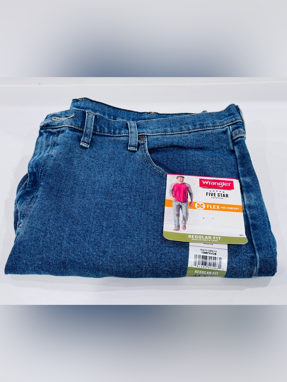 Wrangler Five Star Premium Regular Fit Flex Jeans - Men's 44x30 - New with Tags